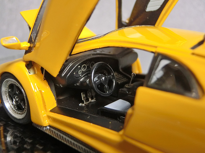 ランボルギーニ ディアブロ GTR（イエローパール） *1/43