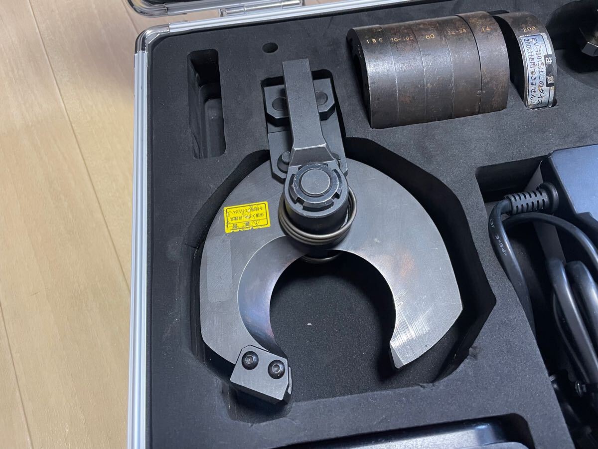 ☆中古品 カクタス EV-250L 充電圧着機 ケーブルカッター ☆中古品 カクタス EV-250L 充電圧着機 ケーブルカッター