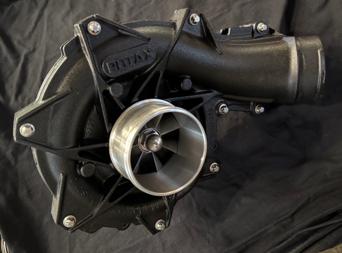 50000円 SEADOO シードゥー SUPERCHARGER 420893588 スーパー 50000円 SEADOO シードゥー SUPERCHARGER 420893588 スーパー