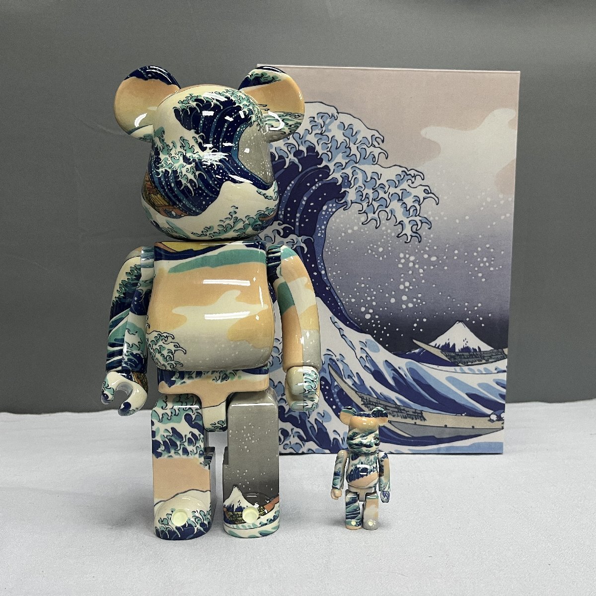 BE@RBRICK 葛飾北斎 神奈川沖浪裏 100% & 400% ベアブリック BE@RBRICK 葛飾北斎 神奈川沖浪裏 100% & 400% ベアブリック