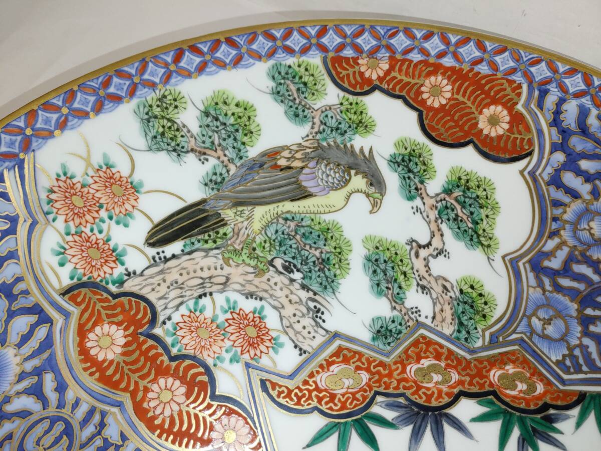 有田焼 染錦割三花鳥絵 大皿 額皿 猿川谷 山徳窯 直径約55cm 有田焼 染錦割三花鳥絵 大皿 額皿 猿川谷 山徳窯 直径約55cm