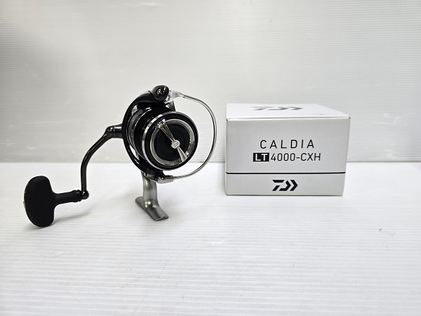 【中古品】 DAIWA ダイワ スピニングリール 18カルディア LT 4000－CXH 〇YR-18063〇