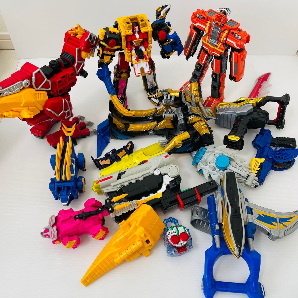 ジャンク　おもちゃまとめ売り　キョウリュウジャー　トッキュウジャー　 スーパー戦隊シリーズ バンダイ ロボット