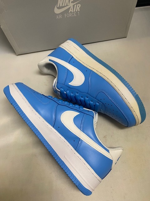 【訳あり新品】AIR FORCE 1 '07 DC2911-400 UNIVERSITY BLUE/WHITE US9.0 27.0cm エアーフォース ワン ユニバーシティブルー _画像6