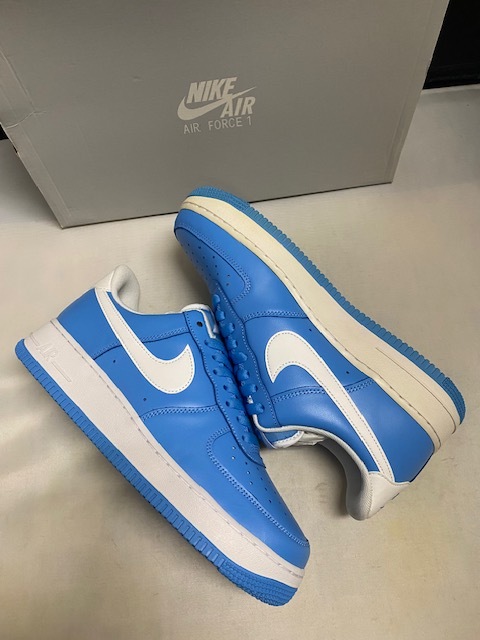 【訳あり新品】AIR FORCE 1 '07 DC2911-400 UNIVERSITY BLUE/WHITE US9.0 27.0cm エアーフォース ワン ユニバーシティブルー _画像5