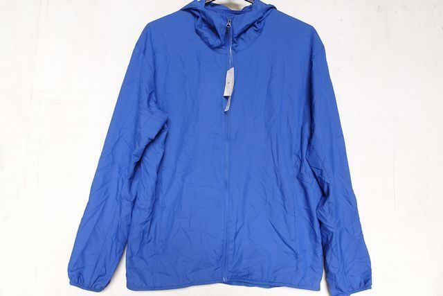 UNIQLO/ユニクロ/311-425028/ポケッタブルUVカットパーカ/ジャンパー/薄手/軽量/コンパクト収納/撥水加工/青/ブルー/XLサイズ(5/29R6)