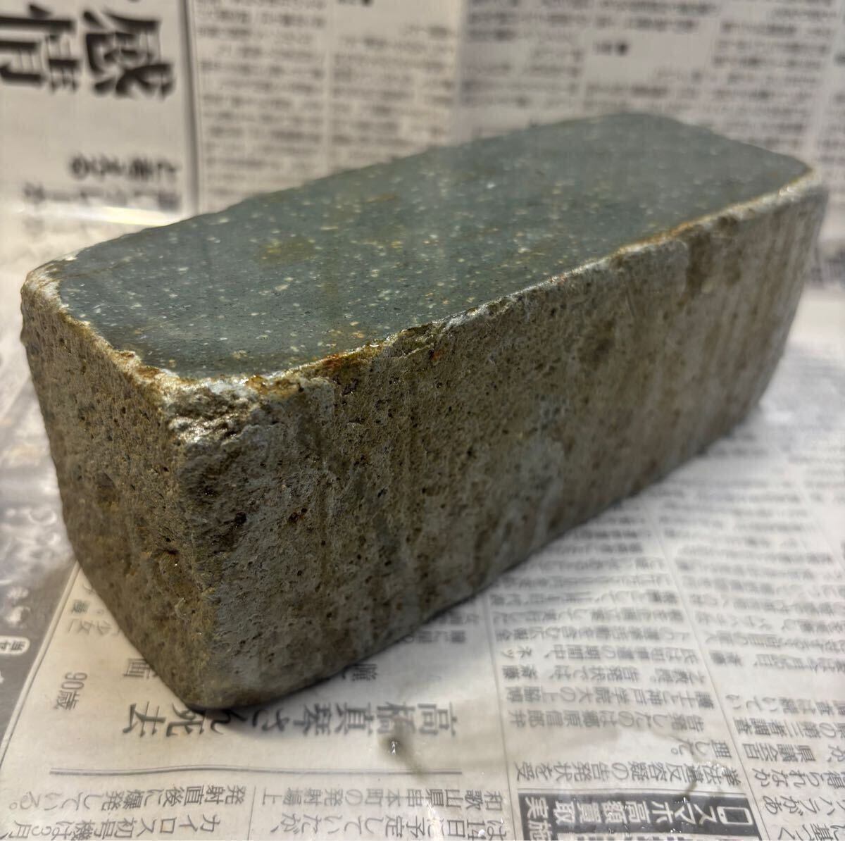 11050円 二井宿砥? 約2.1kg 幻 手はつり 天然砥石 良質 中砥石 11050円 二井宿砥? 約2.1kg 幻 手はつり 天然砥石 良質 中砥石