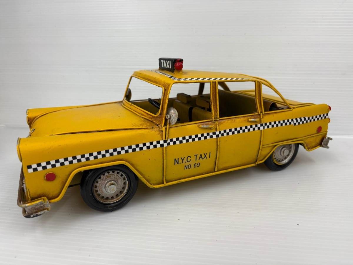 【はこぽす対応商品】 ハッピー】ブリキ タクシー ニューヨーク市 TAXI N.Y.C 自動車