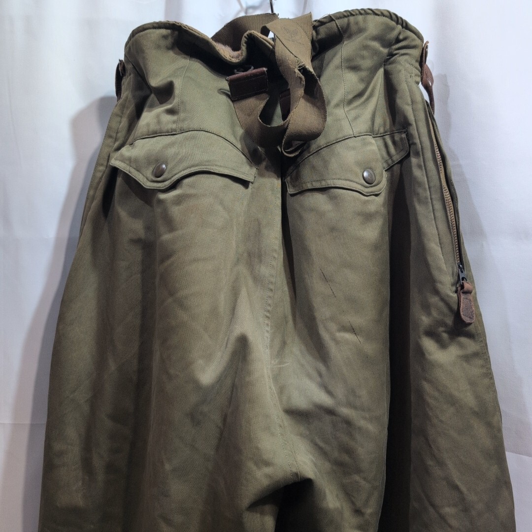 U.S. AIR FORCE A-11 フライトパンツ メンズ L～XL相当 米軍 空軍 ミリタリー オーバーパンツ 防寒 裏ボア オリーブ カーキ 軍物_画像4