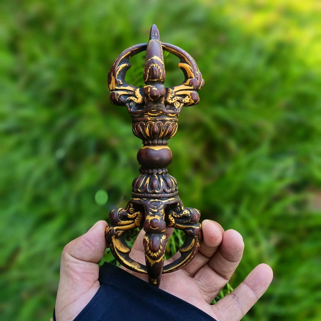 銅器 仏教 金剛杵 古美術 コレクション品 銅製 工芸品 彫刻装飾品置物 銅器 仏教 金剛杵 古美術 コレクション品 銅製 工芸品 彫刻装飾