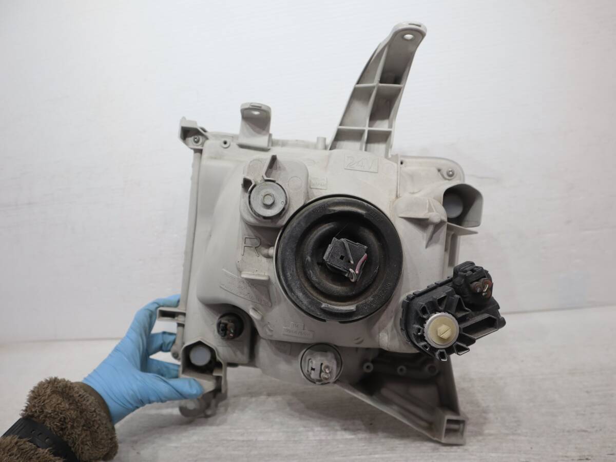 【コーティング済】 レベライザー付 迅速発送 KOITO 100-51963 管理BR10-19 ムーブ コンテ L575S L585S ヘッドライト　左右_画像4
