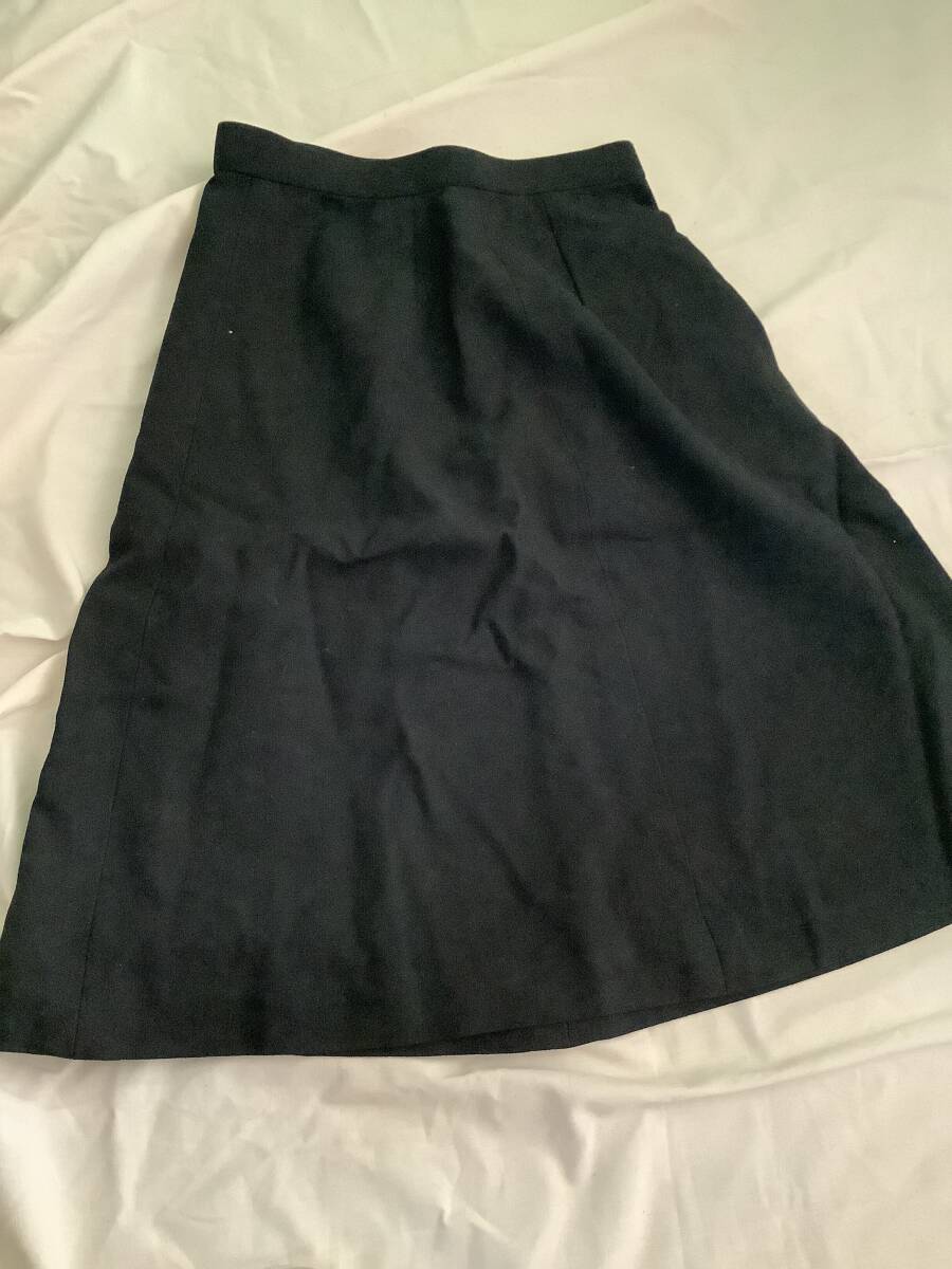 黒色　スカート　☆中古品☆ タグなし_画像1
