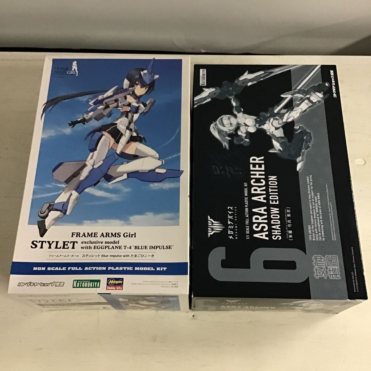 42【デカール欠品あり】コトブキヤ メガミデバイス 朱羅 弓兵 影衣 フレームアームズ・ガール スティレット 2点セット(100)