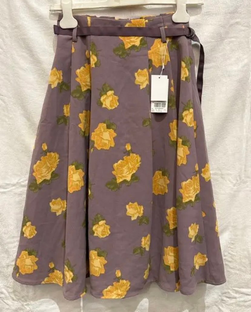 dazzlin ダズリン 花柄スカート 　新古着
