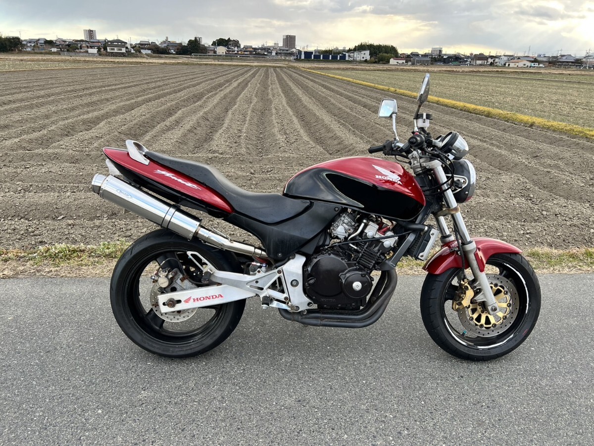 ホンダ ホーネット250 MC31 初期型 外装DXカラー 書類有り 程度 ホンダ ホーネット250 MC31 初期型 外装DXカラー 書類有り 程度