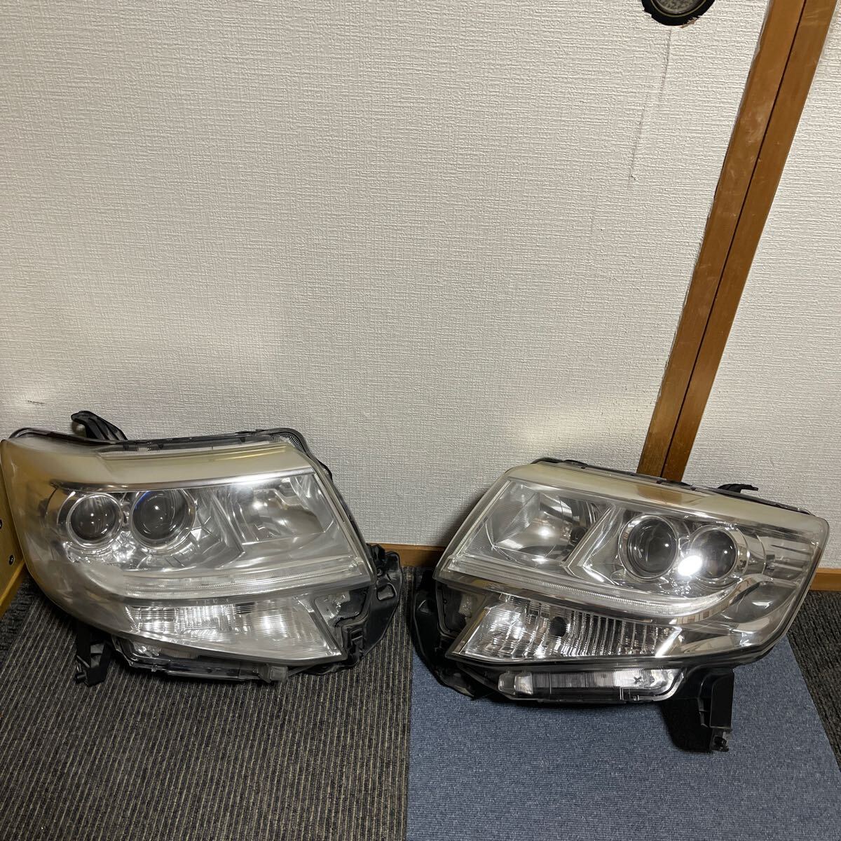LA610S タントカスタム ヘッドライト 左右 送料込み 即決