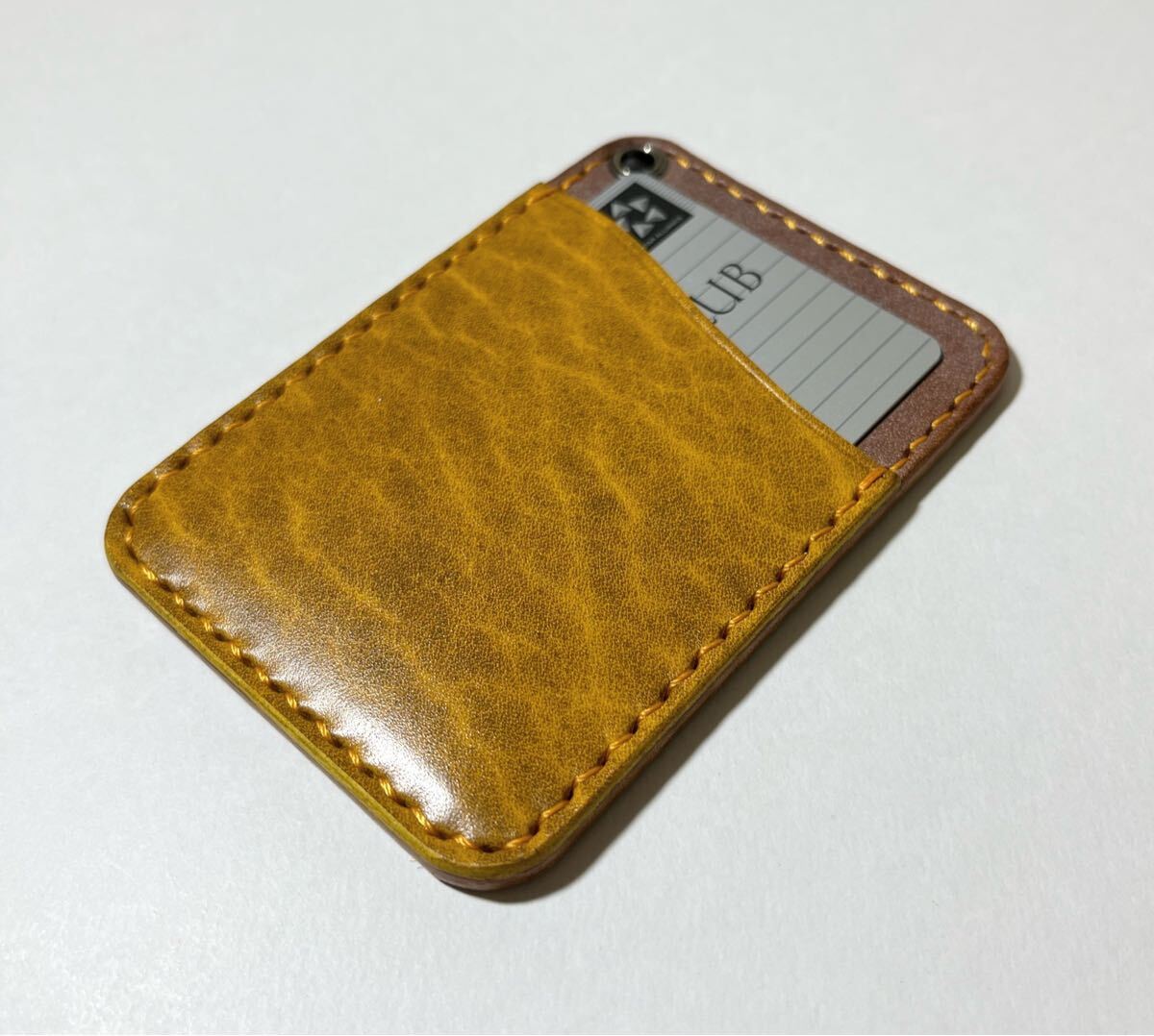 ルガトショルダー　ルガト　ヌメ革　ロロマ　レザー　牛革　本革　革　カードケース　カード入れ　パスケース　定期入れ　ハンドメイド