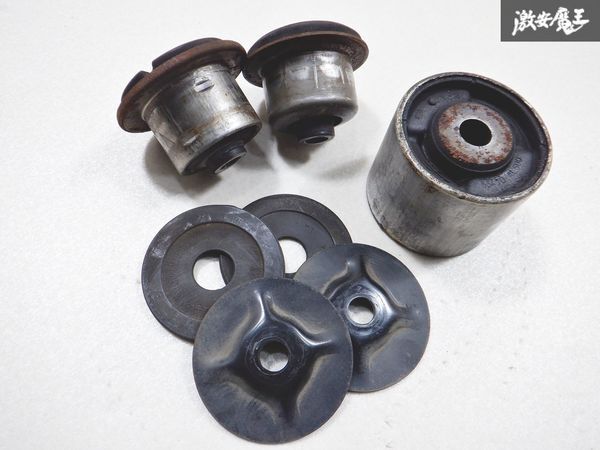 [ магазин лот фактически работающий снимать!] NISSAN Nissan оригинальный Z33 Fairlady Z Z диф крепление втулка кейс сторона / жесткость сторона / супер-скидка Devil Kings полки 1AC3
