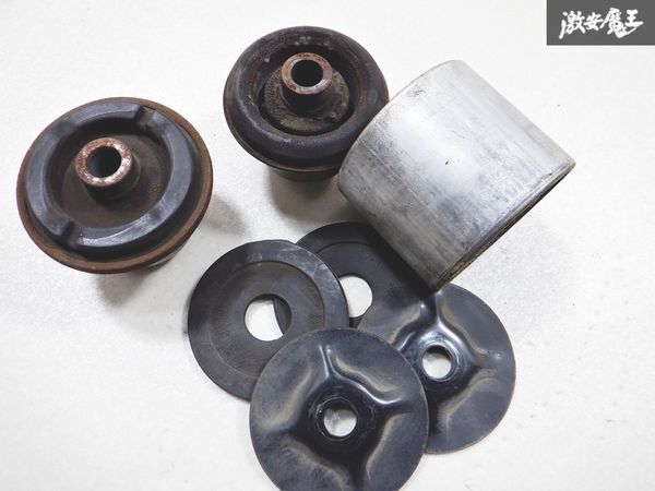 [ магазин лот фактически работающий снимать!] NISSAN Nissan оригинальный Z33 Fairlady Z Z диф крепление втулка кейс сторона / жесткость сторона / супер-скидка Devil Kings полки 1AC3