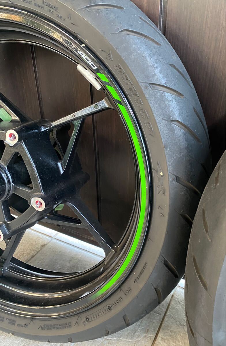 中古美品 ZX4RR 前後タイヤホイールセット ZX4R-SE ZX25R 中古美品 ZX4RR 前後タイヤホイールセット ZX4R-SE ZX25R