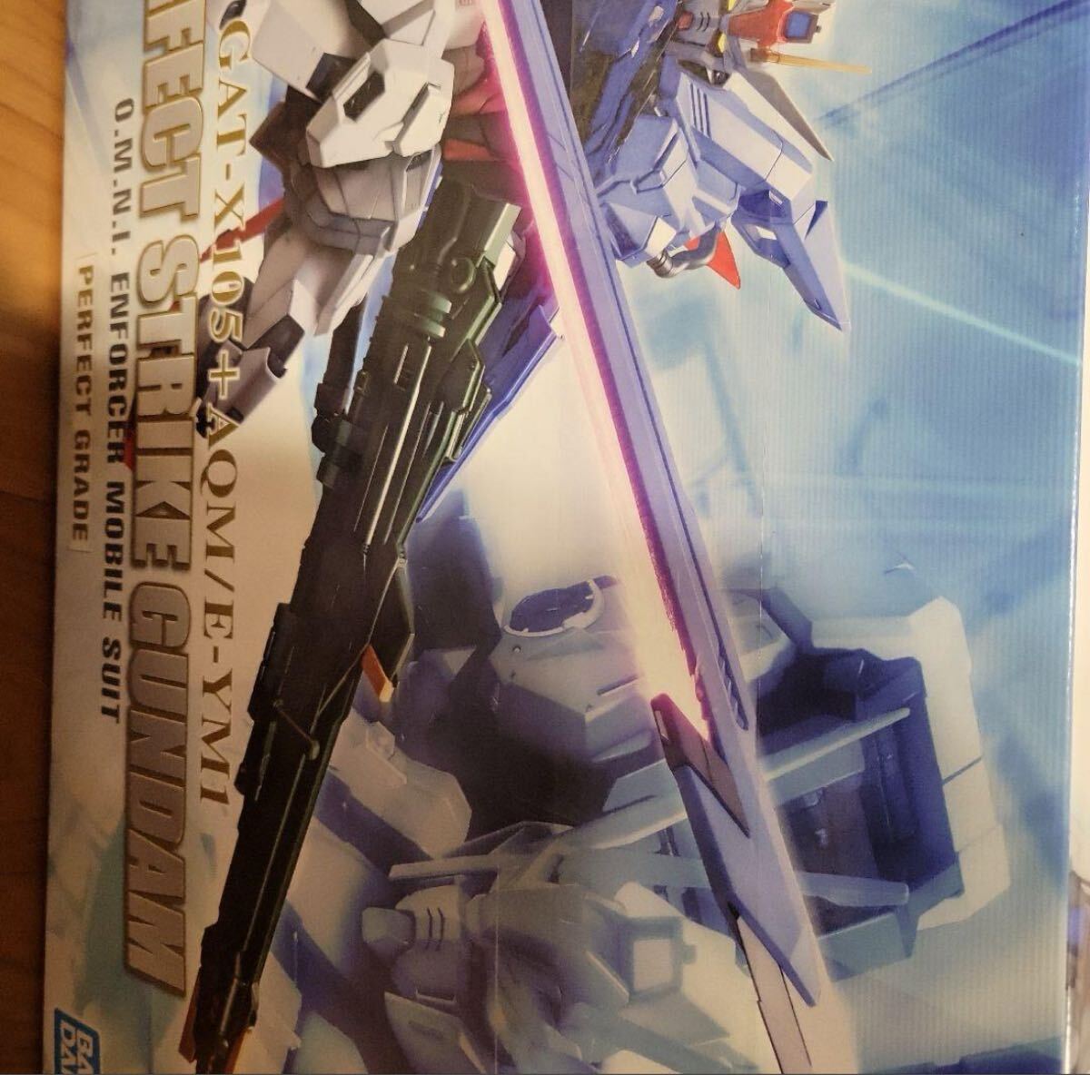 PG ガンプラ バンダイ パーフェクトストライクガンダム 1/60 PG ガンプラ バンダイ パーフェクトストライクガンダム 1/60