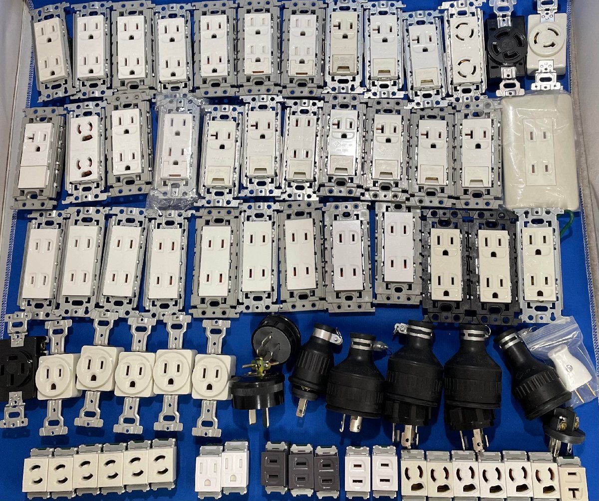 ▼71個セット パナソニック コンセント 各種 ( WTF1502WK / WTF19313K / WF3002K / WN1061 ... ) 配線器具
