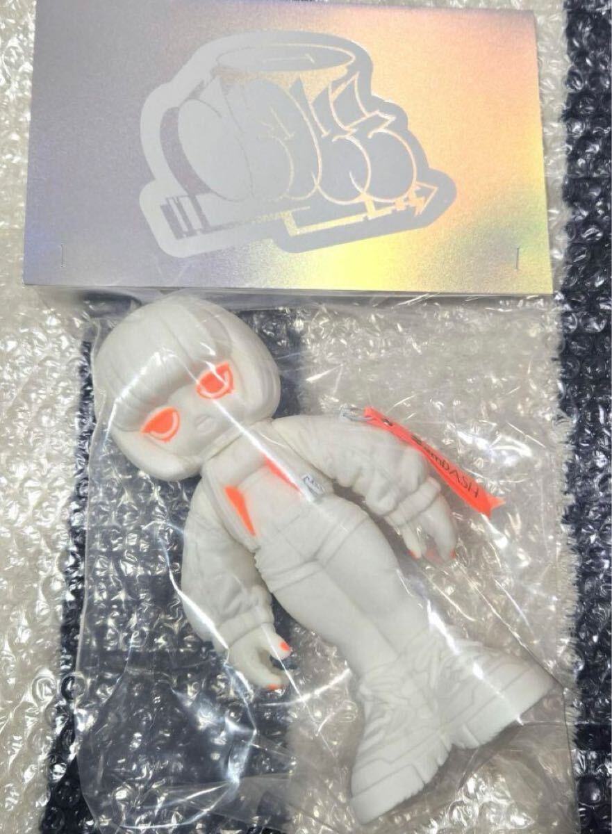人気ブランド 海外通販 - 国内入手困難 emDASH MOVE LP color HYPE ORANGE MATTE WHITE ソフビ sofvi その他