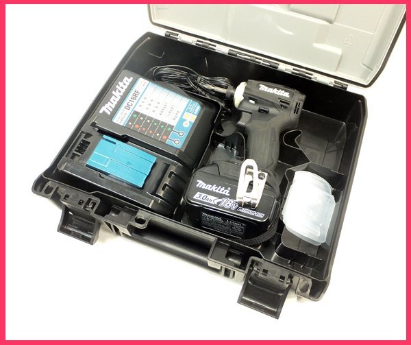 E0113A 美品 マキタ 18V 充電式 インパクトドライバ TD172D バッテリー 付 動作品 電動工具 大工道具