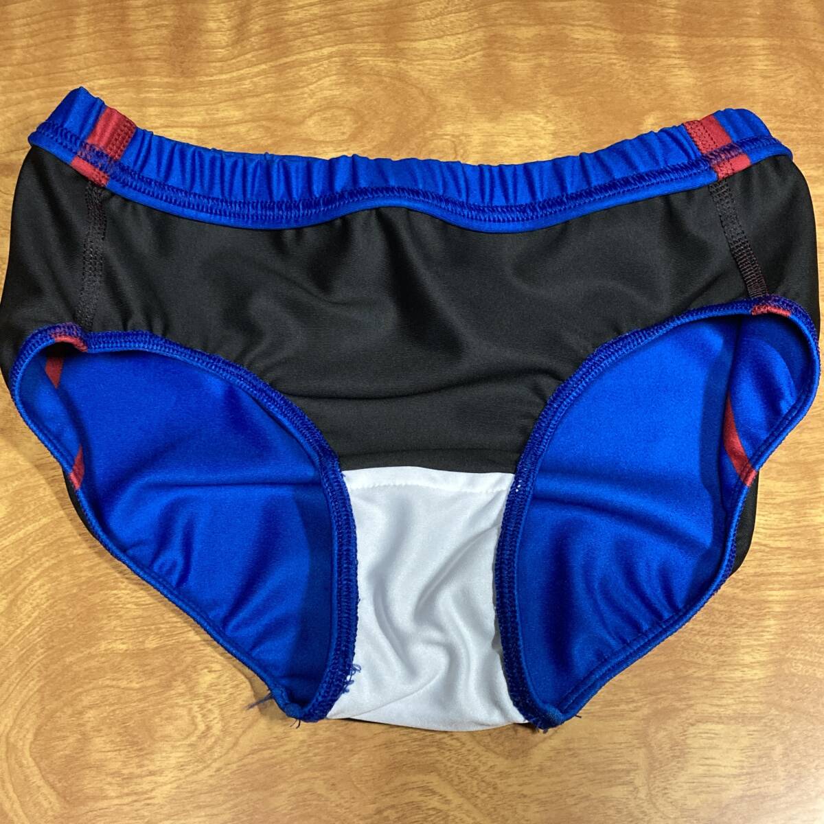 USED 「adidas」 カンザス大学 レーシングショーツ 海外S/日本M USED 「adidas」 カンザス大学 レーシングショーツ 海外S/日本M