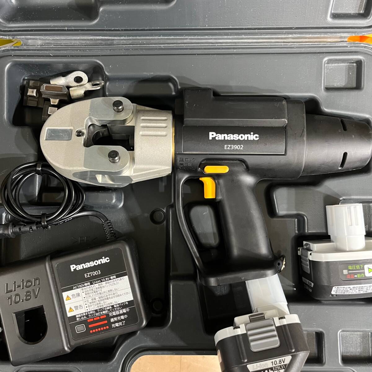 【中古品 / 動作品】○パナソニック(Panasonic) コードレス圧着器 EZ3902【格安出品♪】