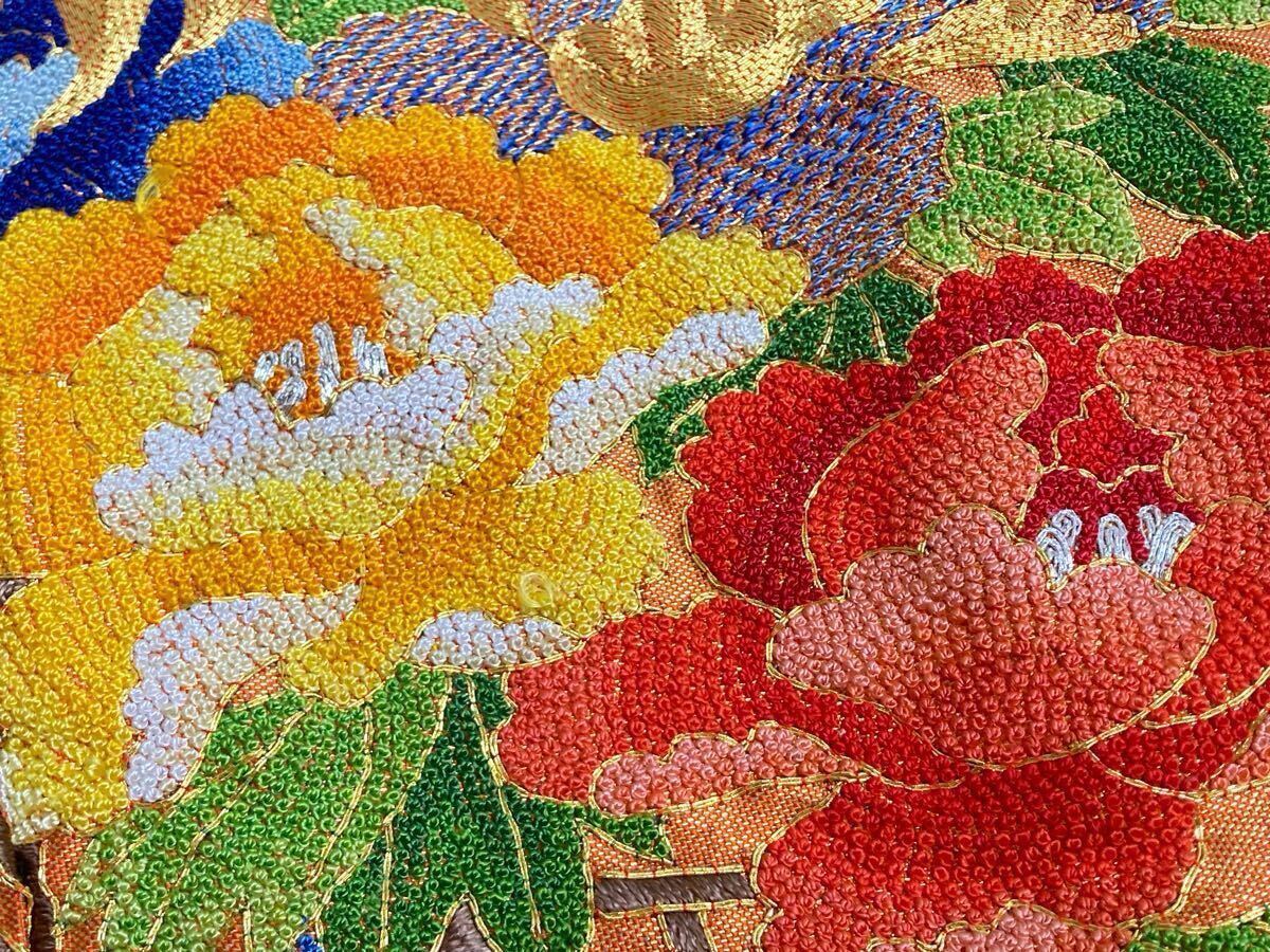 みんなの着物屋さん☆最高級 相良刺繍 総刺繍 色打掛 飛鶴花車文 みんなの着物屋さん☆最高級 相良刺繍 総刺繍 色打掛 飛鶴花車文