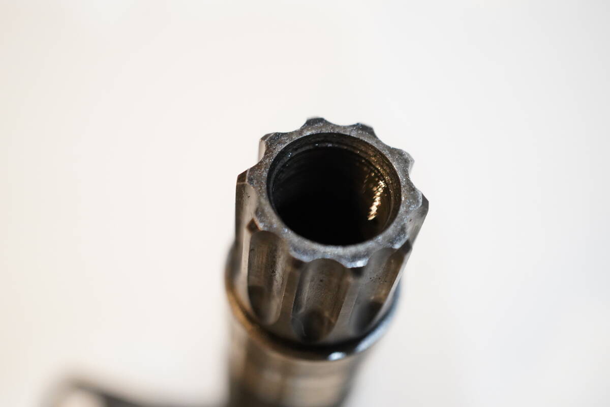 RACEFACE カーボン クランク 長165mm 83mmBBフレーム用 24mm RACEFACE カーボン クランク 長165mm 83mmBBフレーム用 24mm