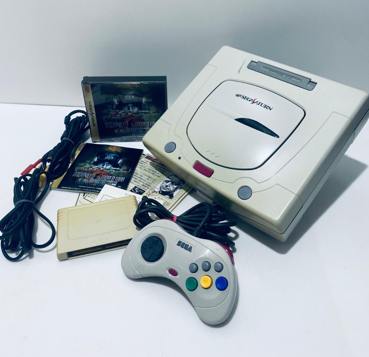 SS セガ SEGA SATURN セガサターン HST-3220 ホワイト本体ゲームソフトレトロゲーム コントローラ 希少品 動作確認済 動作品 (P-23)