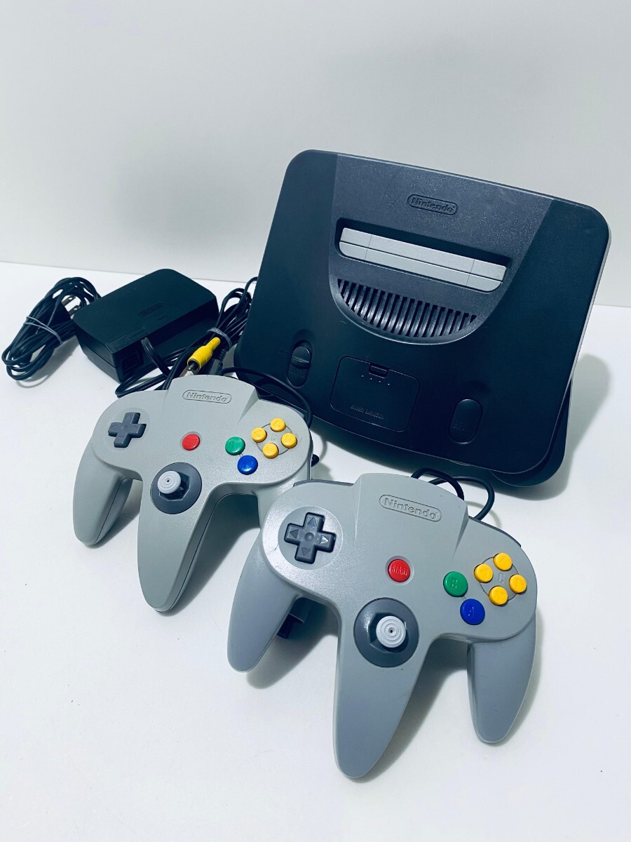 N64 任天堂 ニンテンドー64 NINTENDO64 2台コントローラーACアダプター セット レトロゲーム/ 希少品/動作品(S-15)