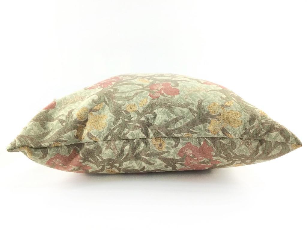 ウィリアム モリス クッション ファスナー式 日本制 洗濯可 45x45cm アイリス レッド系