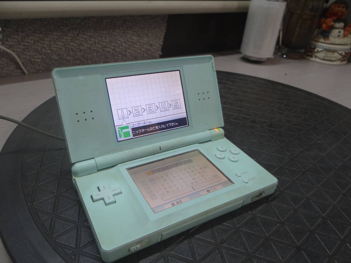 TA974 任天堂 USG-001 ニンテンドー DS Lite 本体 ゲーム機 本体のみ