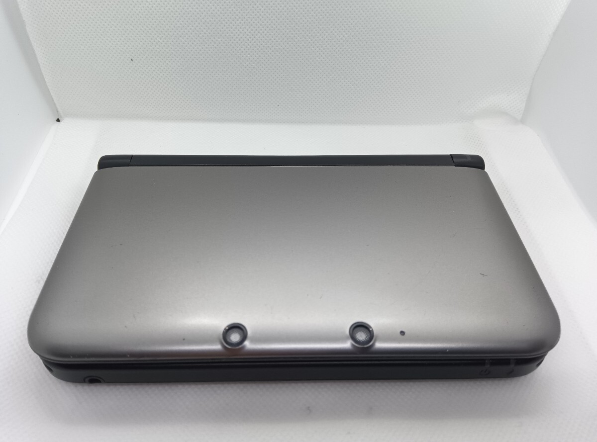 格安新品  ゲーム実況 3DSLL 『キャプチャー機能付き』シルバー×ブラック ニンテンドー3DS LL本体