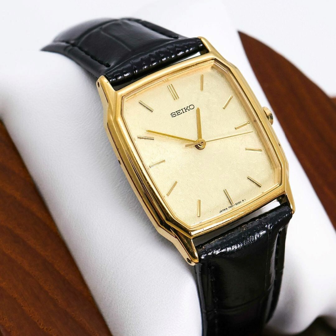 稼働 SEIKO 腕時計 新品レザーベルト ゴールド文字盤 ボーイズ 473