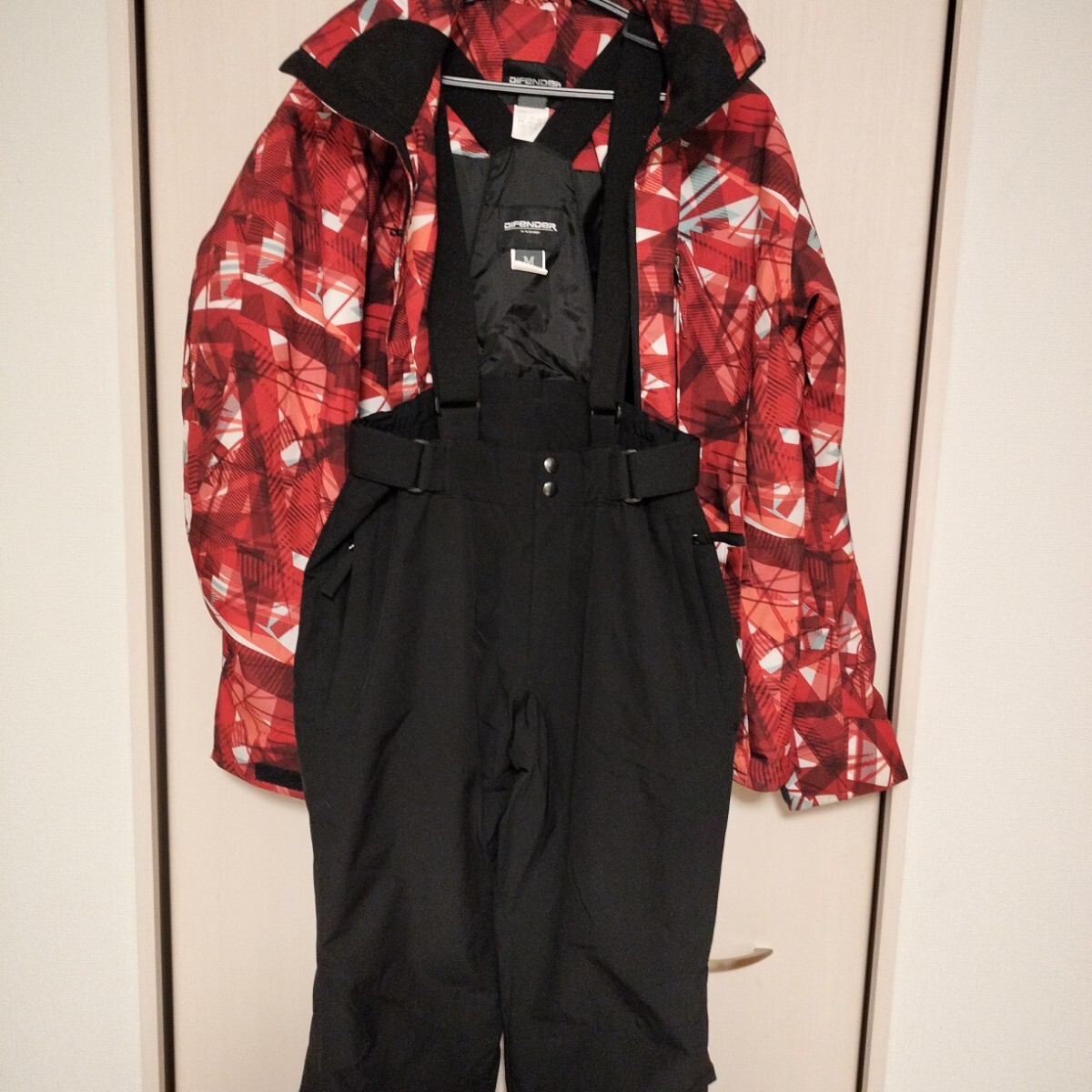 DIFENDER ディフェンダー スキーウェア スノボウェア men's M Mサイズ】ディフェンダー DIFENDER メンズ スキー ウェア上下