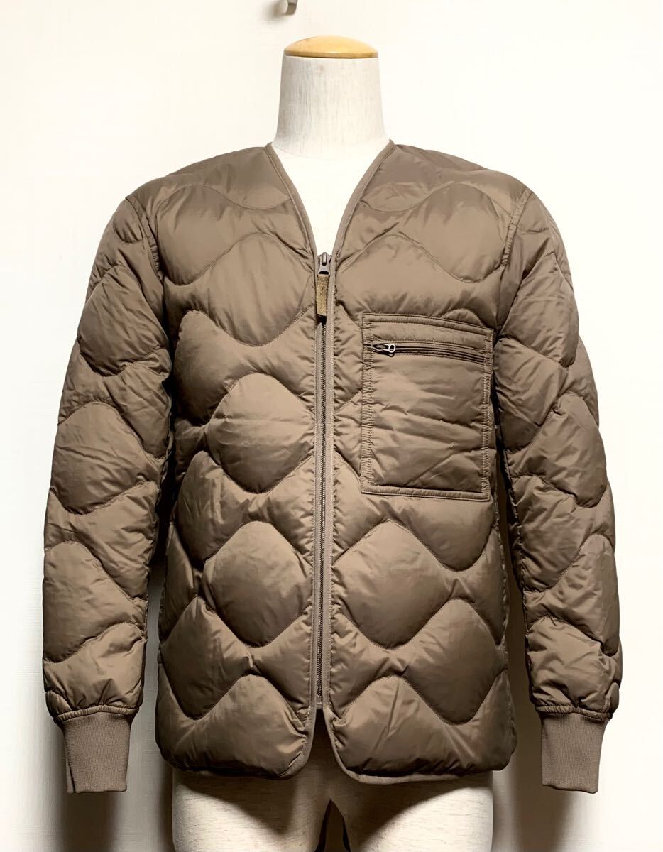 新品同様:UNIQLO U(ユニクロ & ルメール).リサイクル ダウン ノーカラー ジャケット S(茶/インナーダウン/カーディガン/肩46幅52丈67/+J)