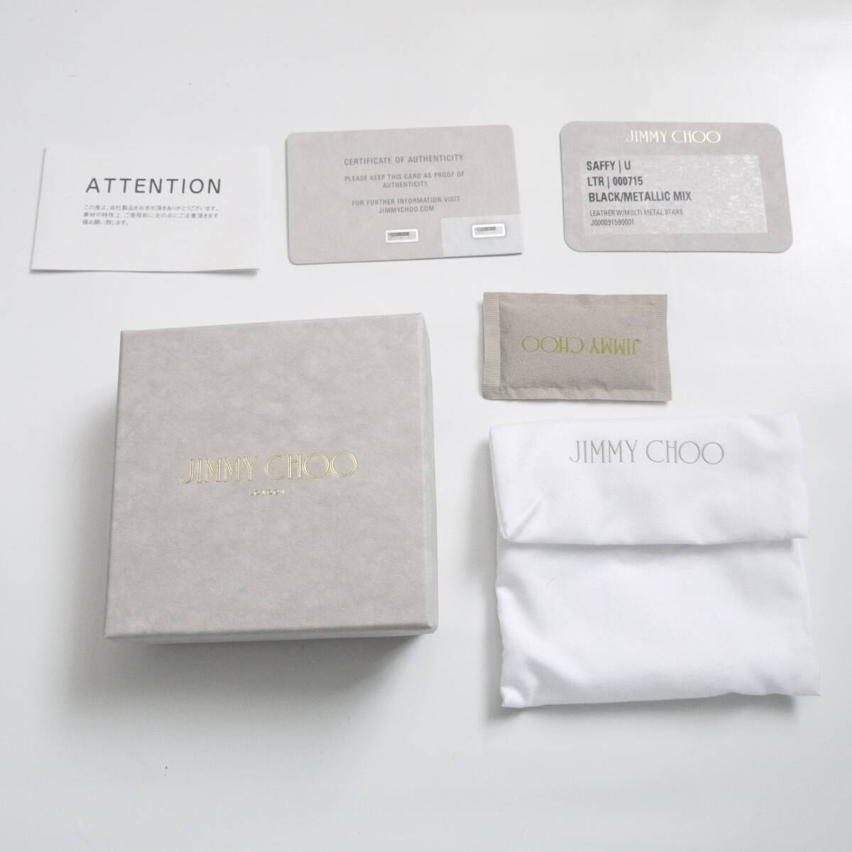 $ 美品 $ 激レア◆ JIMMY CHOO ◆ ジミーチュウ ◆ 星 スター モチーフ スタッズ付き 本革 レザー◆ バングル ブレスレット ◆ 黒 ブラック_画像9