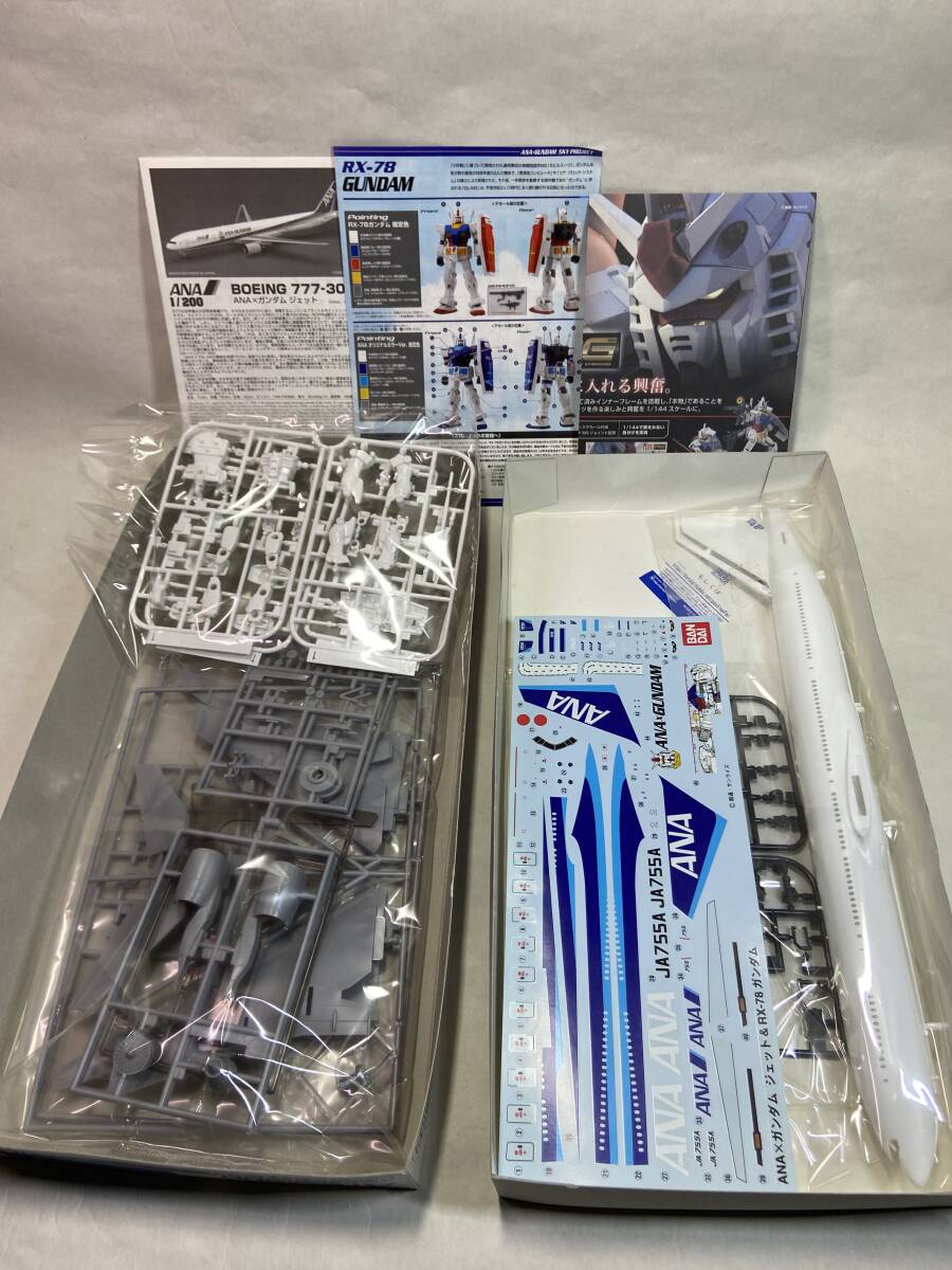 1/200 ANA×ガンダムジェット&RX-78ガンダム ボーイング777-300 1/200 ANA×ガンダムジェット&RX-78ガンダム ボーイング777-300