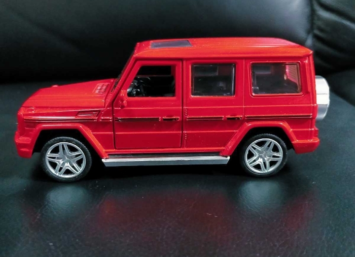  доставка внутри страны Mercedes Benz красный G65 AMG 1/32 gelaende G Class W463 G55 G63 G500 звук свет литье под давлением миникар 