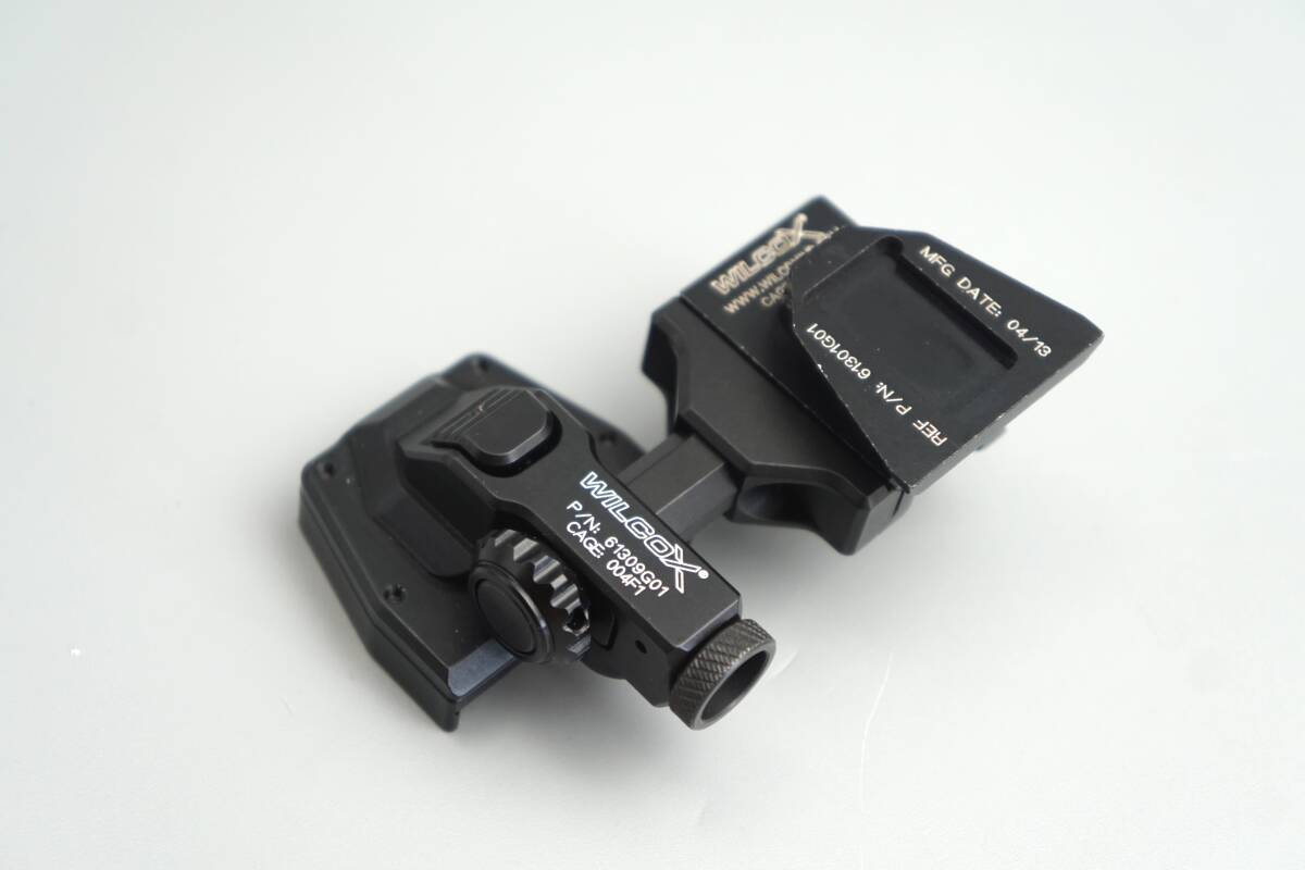 実物 Wilcox Oasis マウント Skeet IR Trijicon REAP IR Dovetail装着済みサーマル機器に使用可能 Leupold Nightforce PEQ PVS wilcox