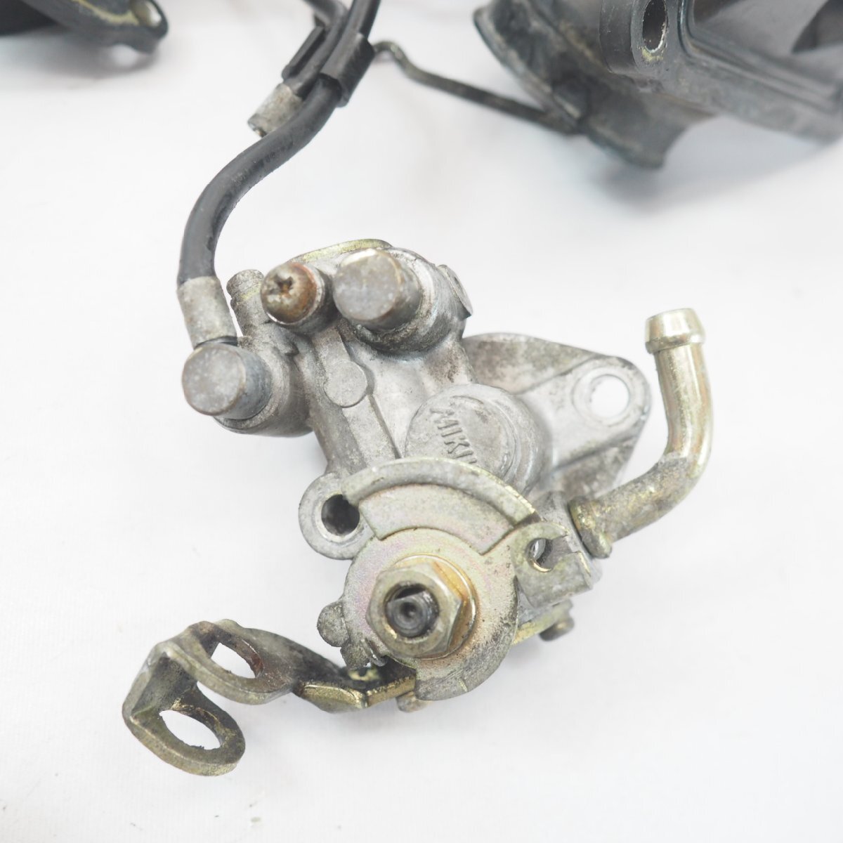 !_TZR250R оригинальный Lead клапан(лампа) впускной коллектор впускная камера масляный насос p3XV. тип STD распроданный 2 -тактный oilpump