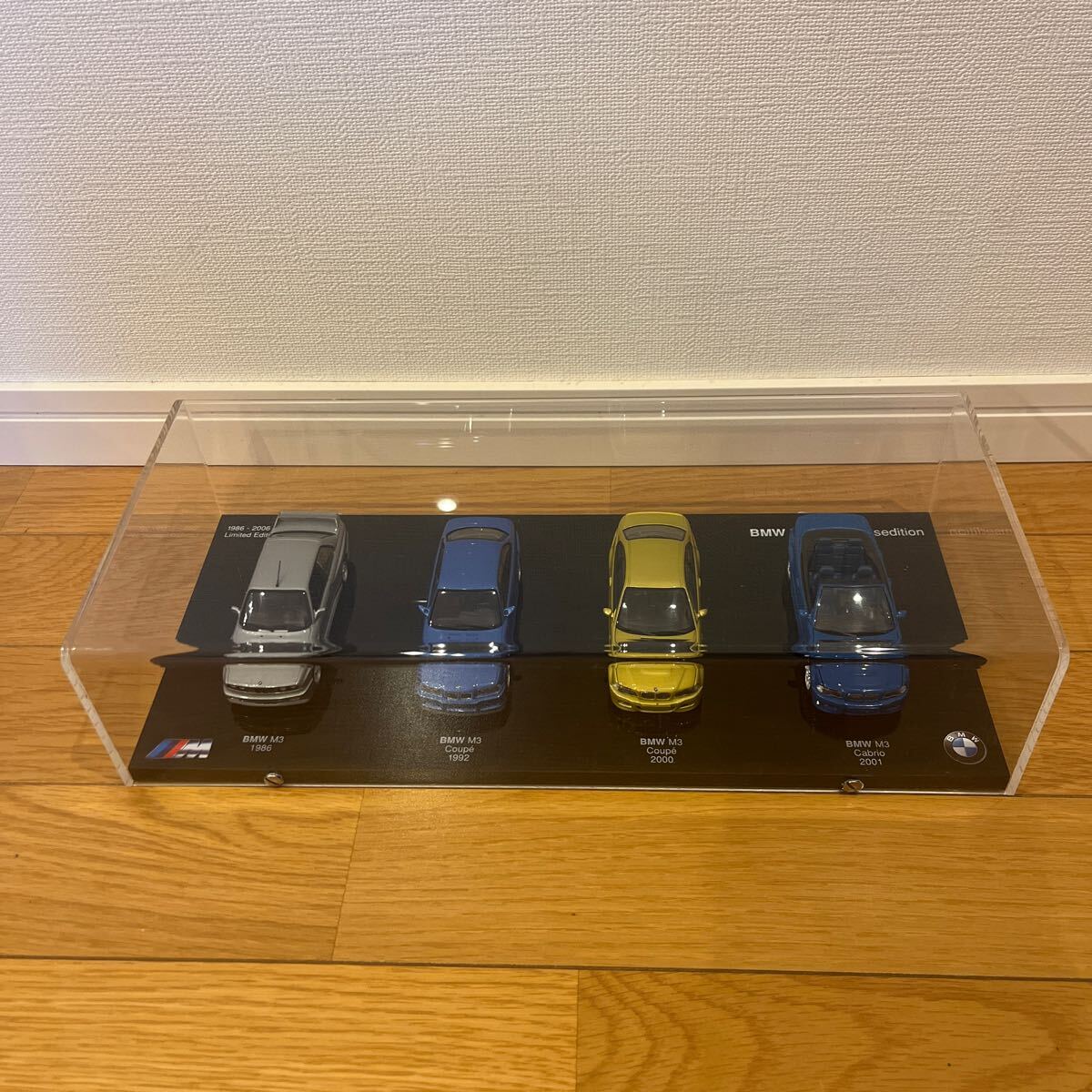 本国ドイツBMWディーラー特注 世界限定1000セット 1/43 M３　20周年記念 ４台セット 1986 E30 1992 E36 coup 2000 E46 coup cubrio