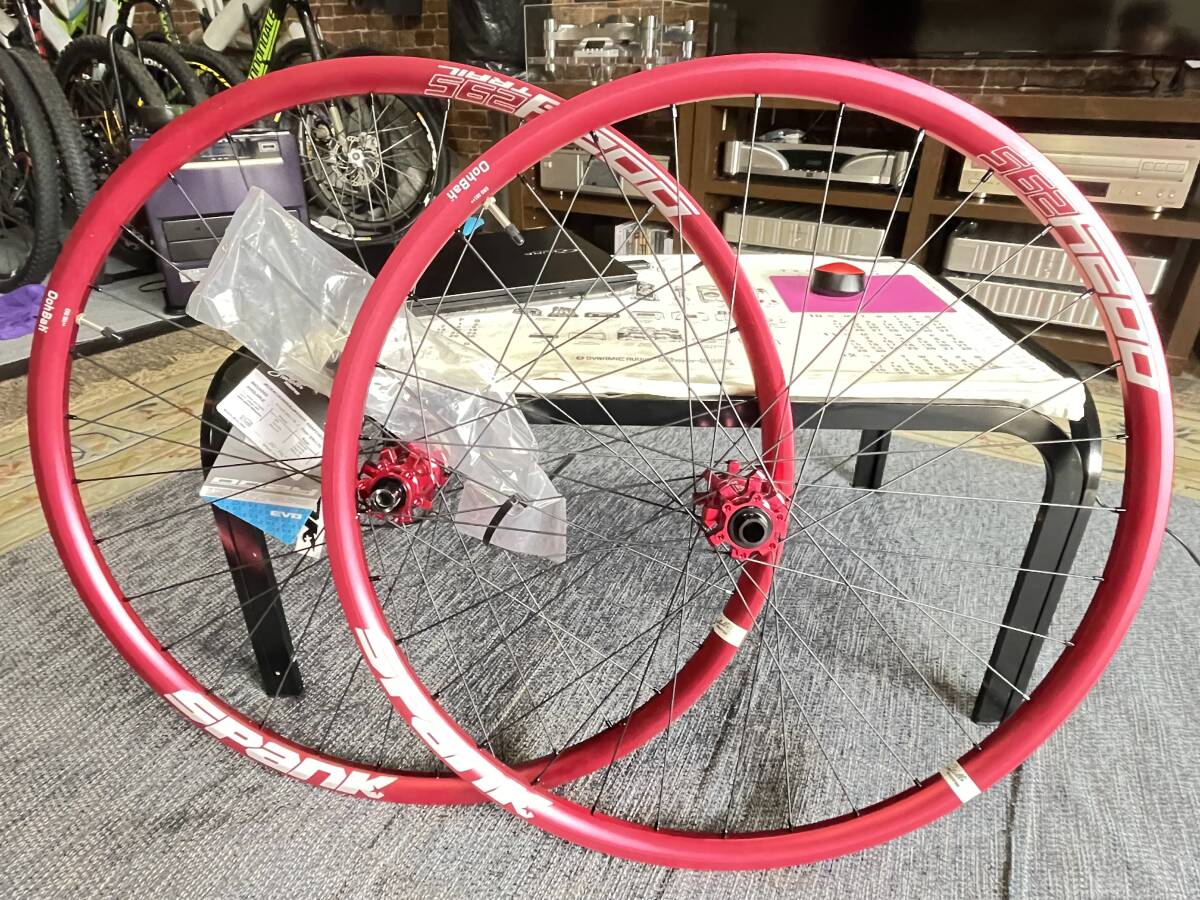 Yahoo!オークション - 【新品未使用】 SPANK OozyTrail295 Yahoo!オークション - 【新品未使用】 SPANK OozyTrail295