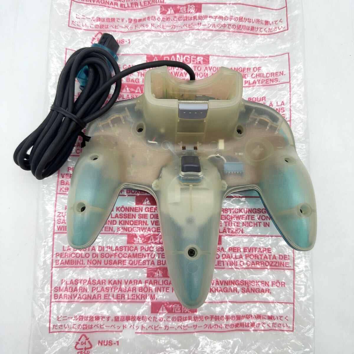 極美品/完動品 任天堂 ニンテンドー64 本体 クリアブルー NUS 極美品/完動品 任天堂 ニンテンドー64 本体 クリアブルー NUS