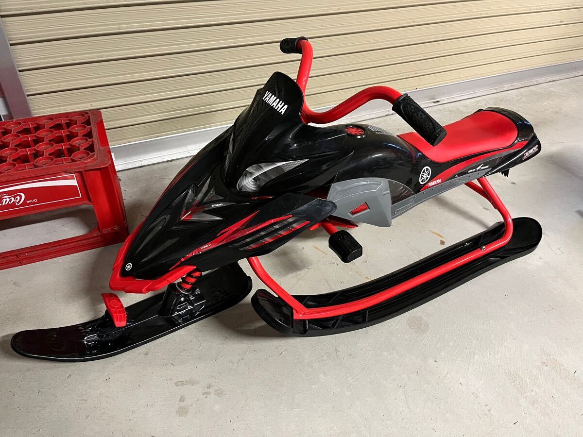 ヤマハ　スノーモービル型ソリ　引き取り限定
