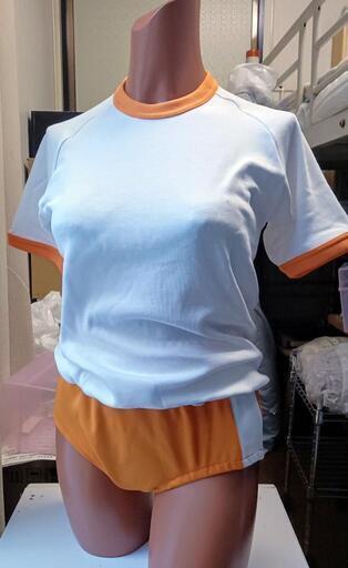 ブルマ　体操着　オレンジ　トルソー　マネキン　女性用